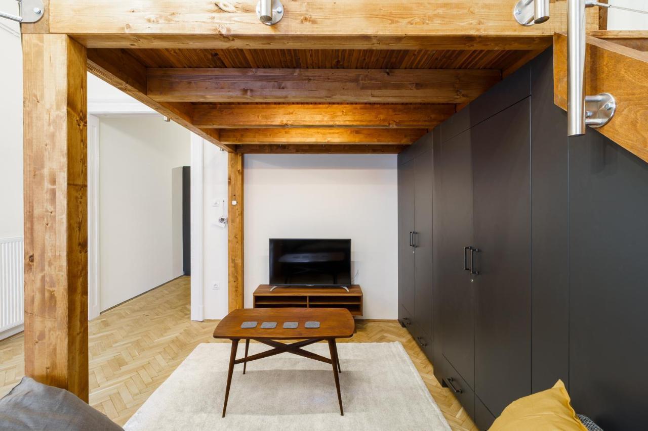 Central Loft-Style Flat Next To Danube 부다페스트 외부 사진